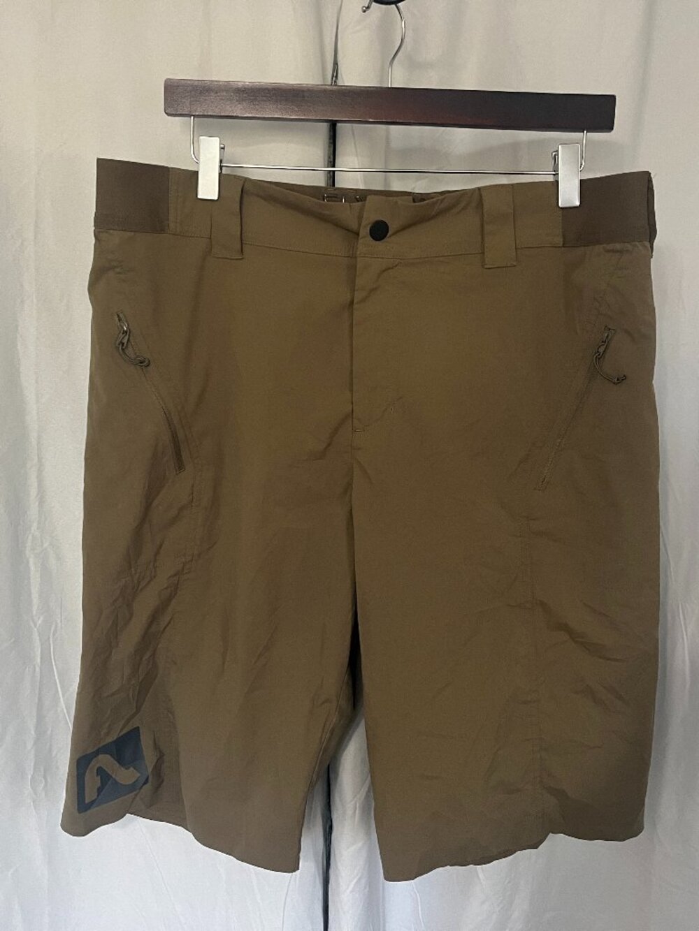 🚵 Flylow Laser Shorts Men’s 36 Green Softshell Stretch MTB Hiking Shorts 🌲